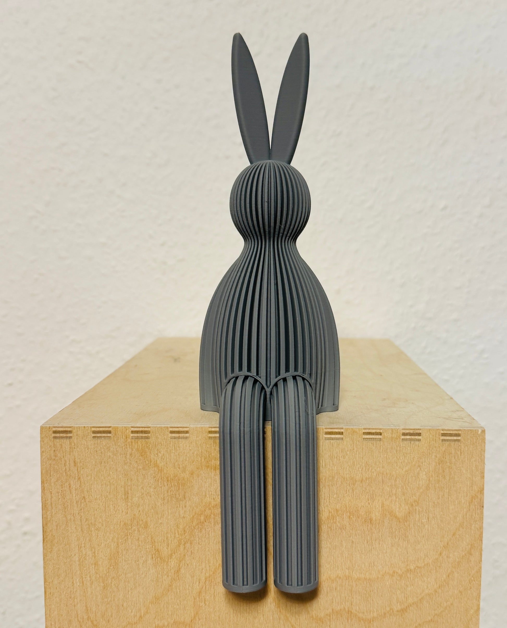 Bunny shelf sitzend grau