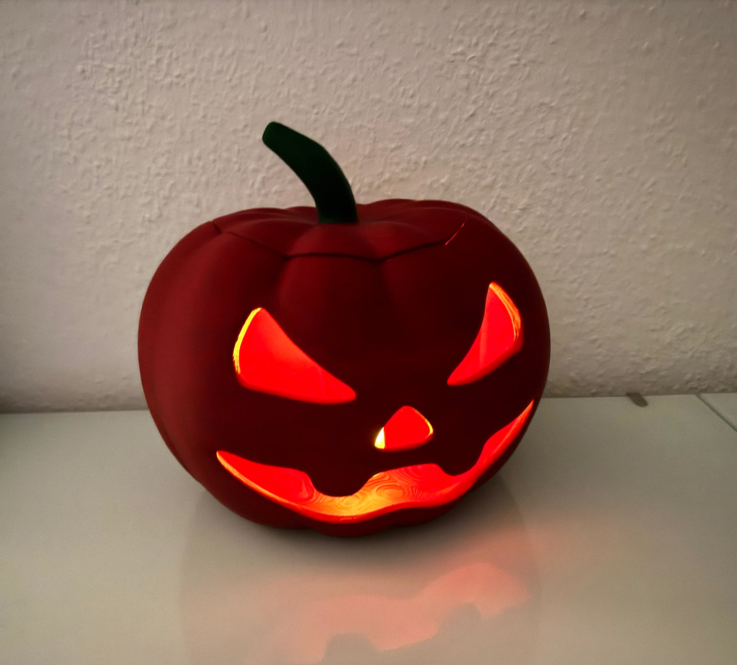 Halloween Kürbis dunkelrot beleuchtet L