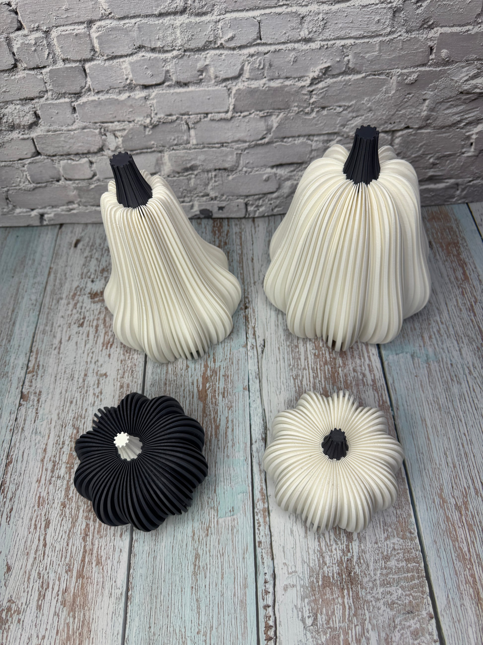 3d-Dekorationskürbis im Boho-Stil mit strukturierter Oberfläche und sanften Farbtönen