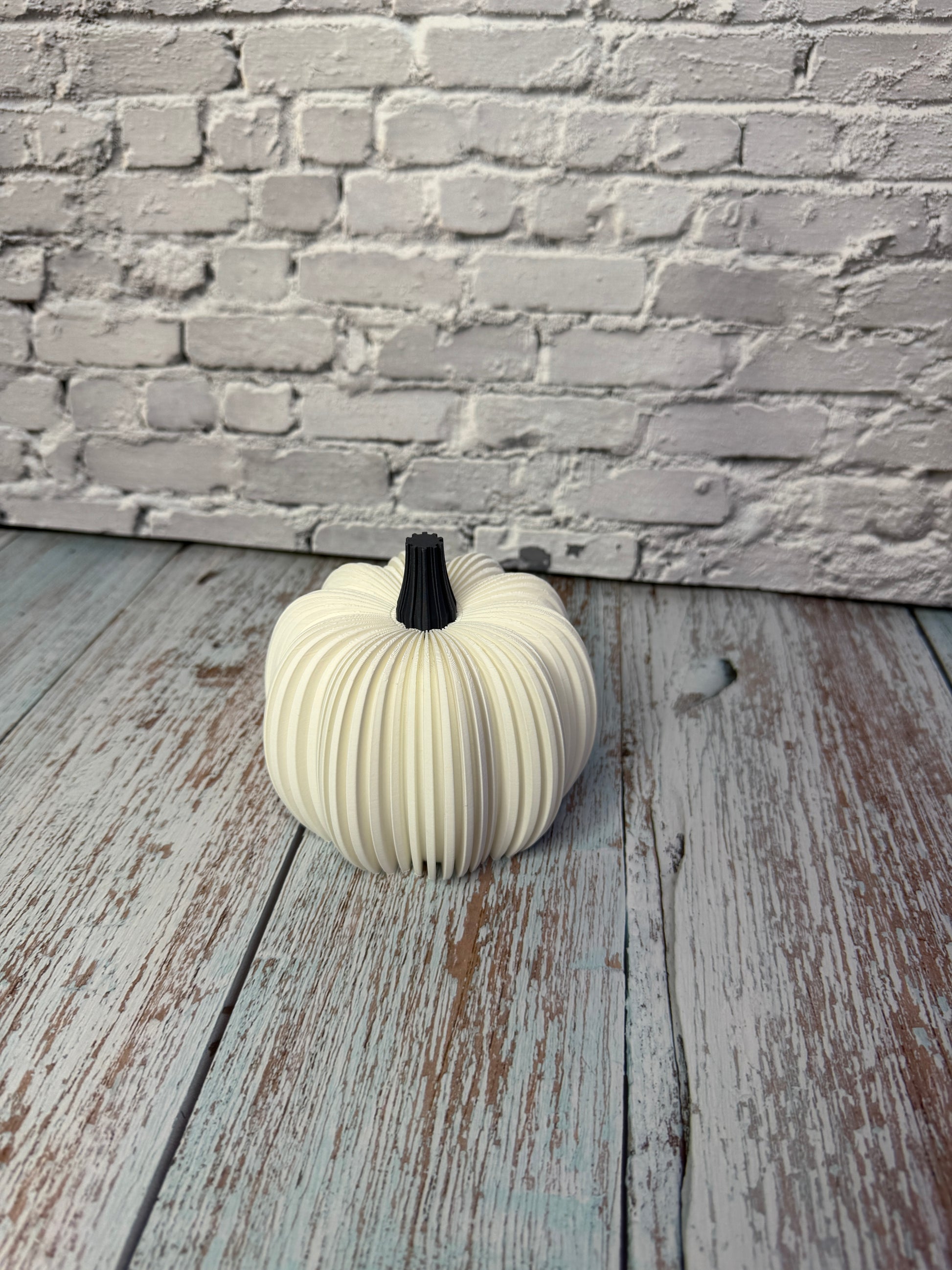 3d-Dekorationskürbis im Boho-Stil mit strukturierter Oberfläche und sanften Farbtönen