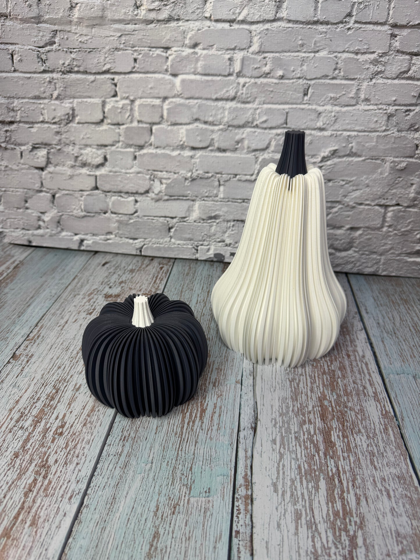 3d-Dekorationskürbis im Boho-Stil mit strukturierter Oberfläche und sanften Farbtönen