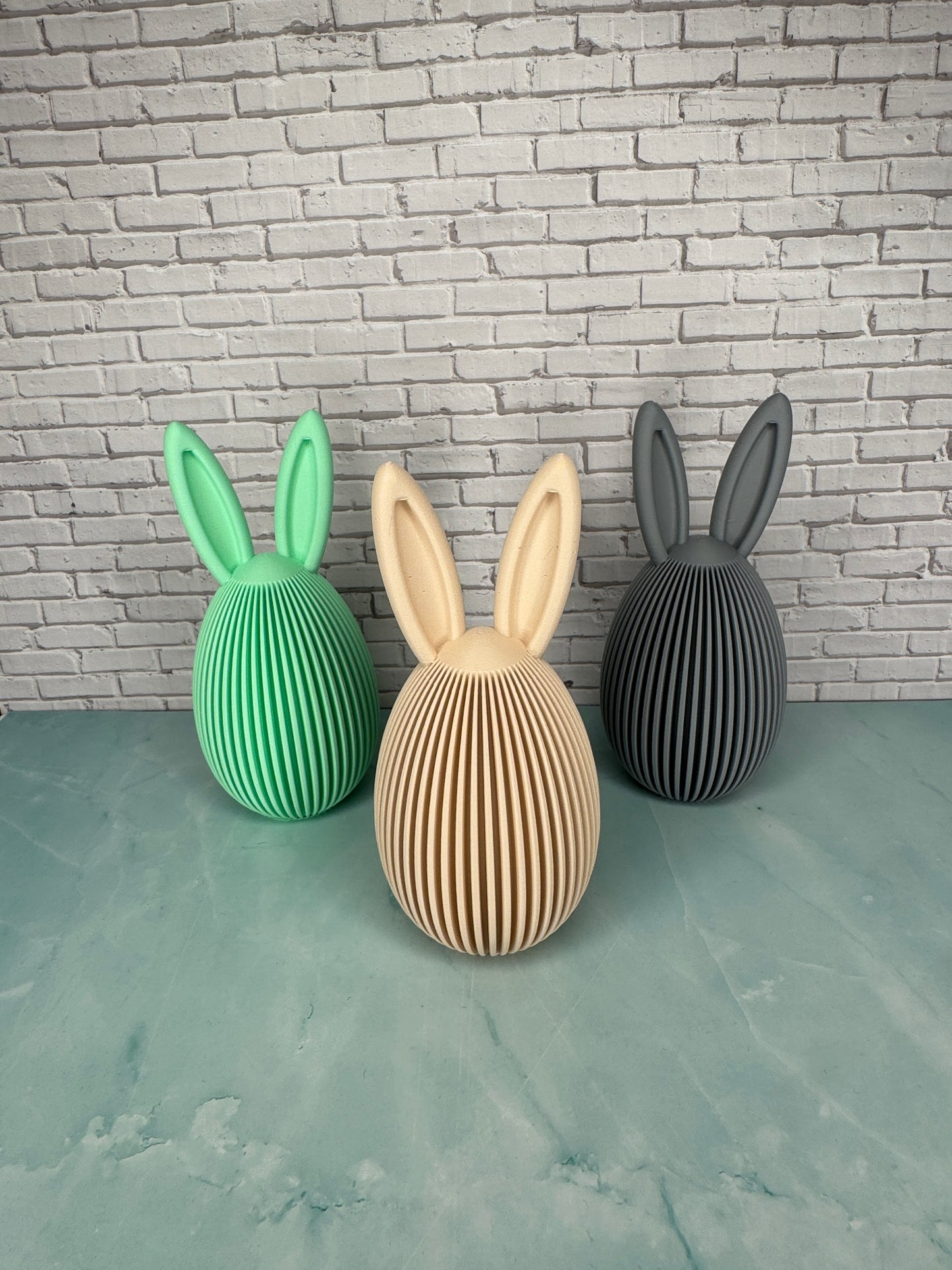 Osterei Hase Bunny hellgrün sand dunkelgrau