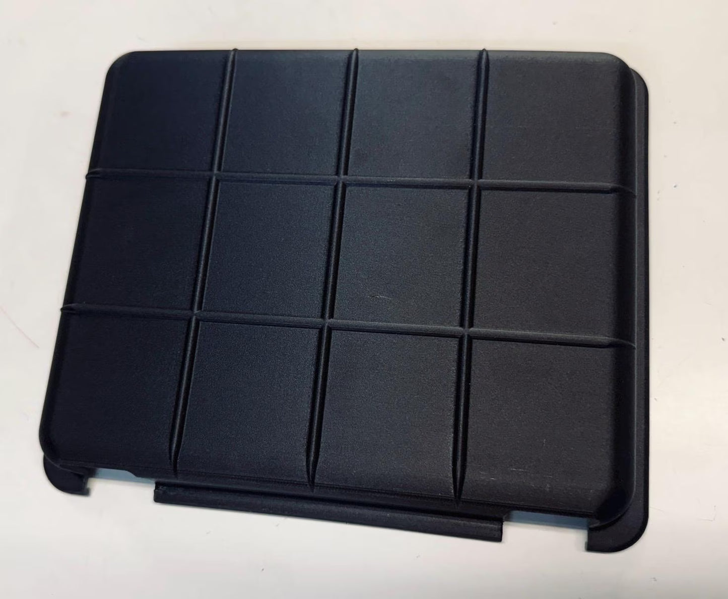 Vollständige Frontansicht der Batterieabdeckung – passt auf eine Batterie mit 21,5 × 17,5 cm