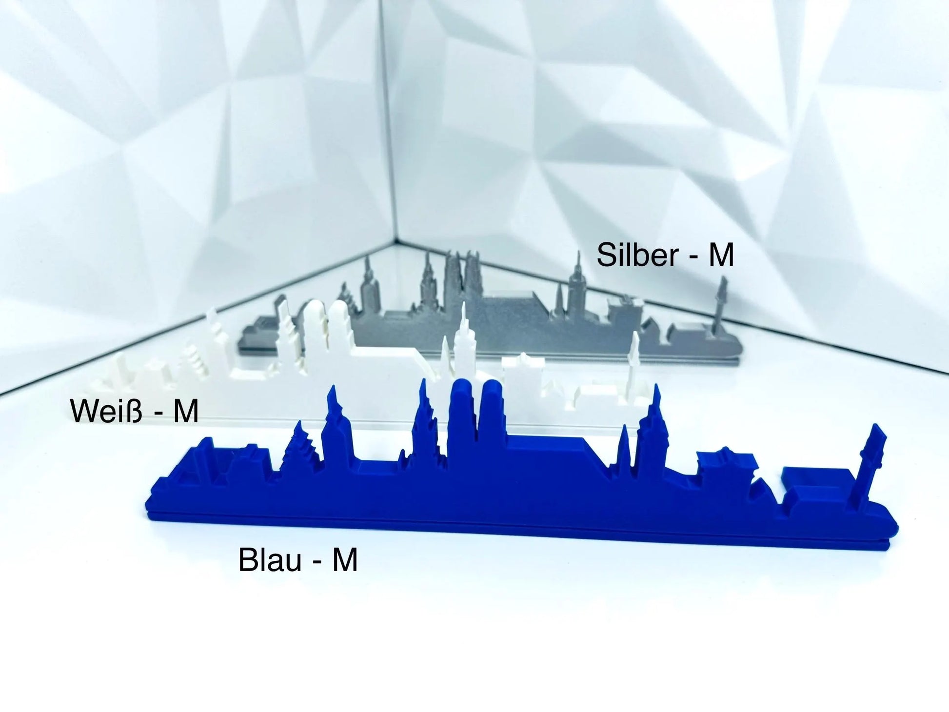München Stadt Panorama in 3D-Druck – stilvolle Skyline Dekoration Silber Weiß Blau
